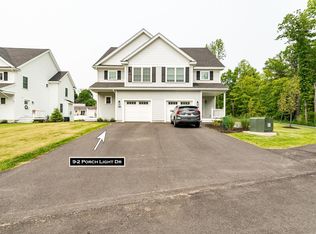 9-2 Porch Light Dr UNIT 2, Dover, NH 03820