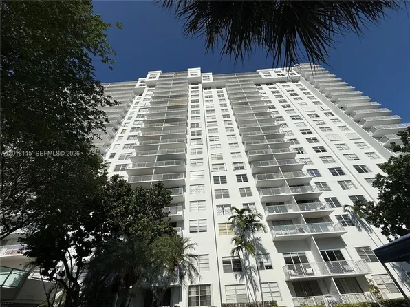 2851 NE 183rd St APT 504E, Aventura, FL 33160