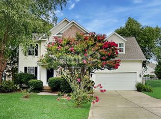 12136 Stone Forest Dr, Pineville, NC 28134
