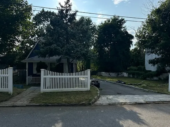 3 Bryant Ave, Elmsford, NY 10523