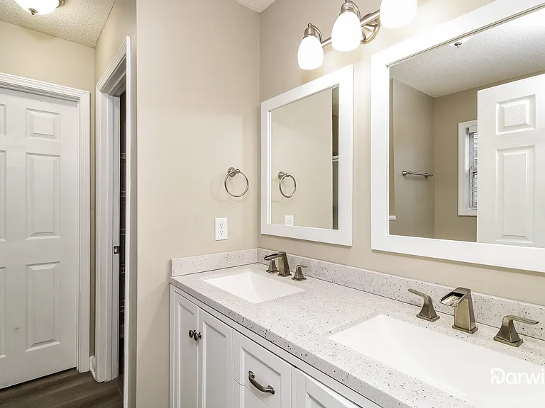 5425 Springhouse Farm Rd — Photo 8