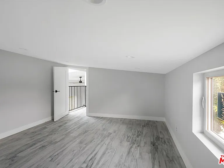 12420 Idaho Ave — Photo 9