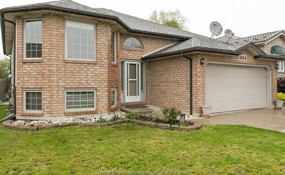 1st image of 854 Silverdale Dr