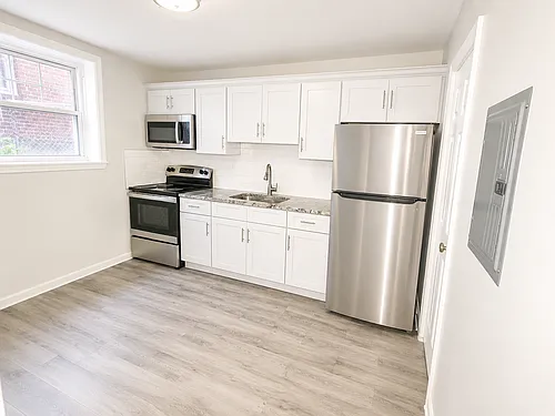 92 Davenport Ave Photo 1