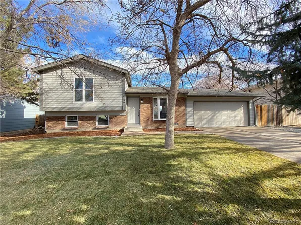 2136 S Lewiston Street, Aurora, CO 80013