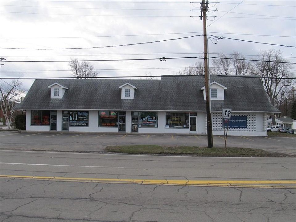 2nd image of 4001 W Ridge Rd