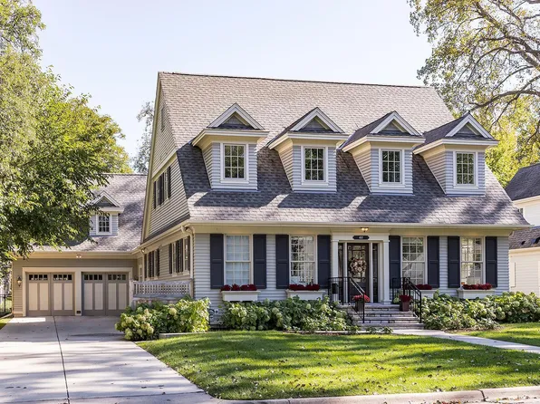 4517 Rutledge Ave, Edina, MN 55436