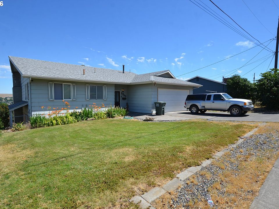 1st image of 2303 SW Ladow Ave