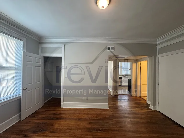 220 S. Cleveland St — Photo 25