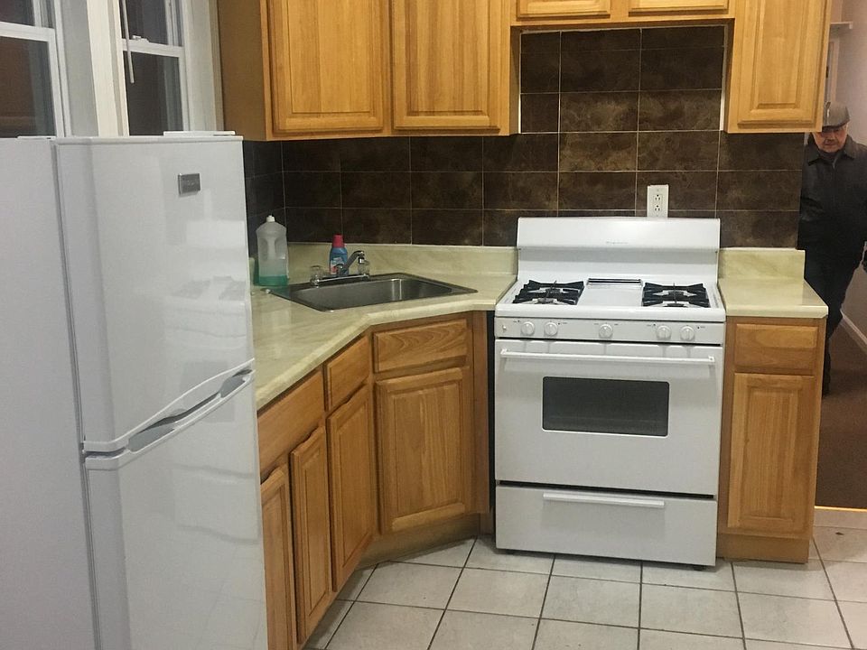 1st image of 10222 Jamaica Ave
