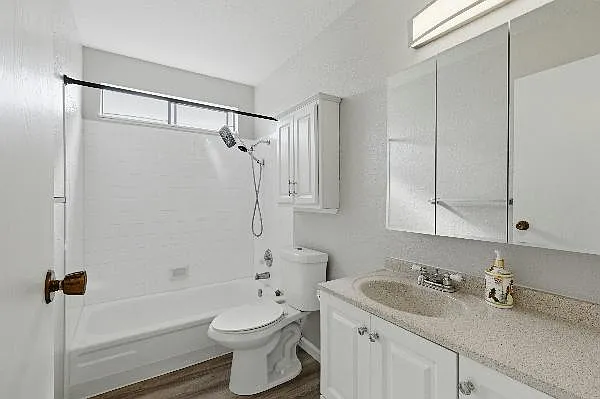 Bathroom with hand held shower