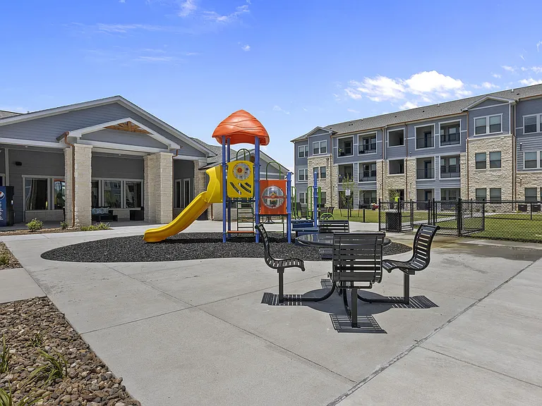 Parc at Ingleside — Photo 27