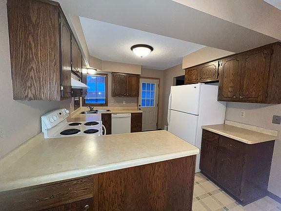 2 kitchen_02042025