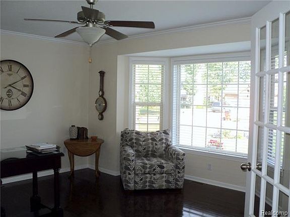 4th image of 15223 Oak Valley Ln