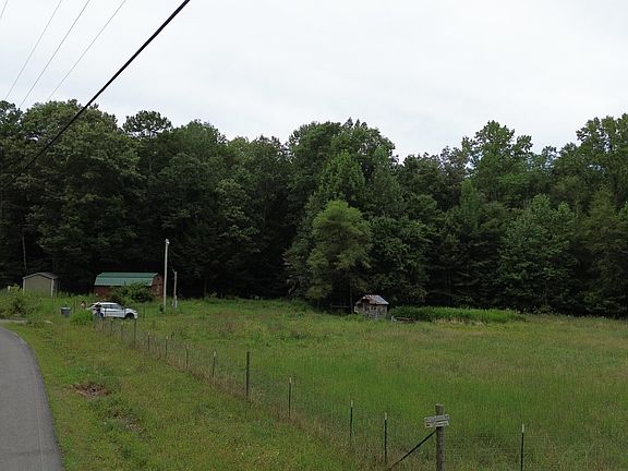3rd image of 115 Sunshine Rd
