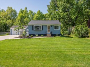 25873 Fernhall Rd, Olmsted Township, OH 44138