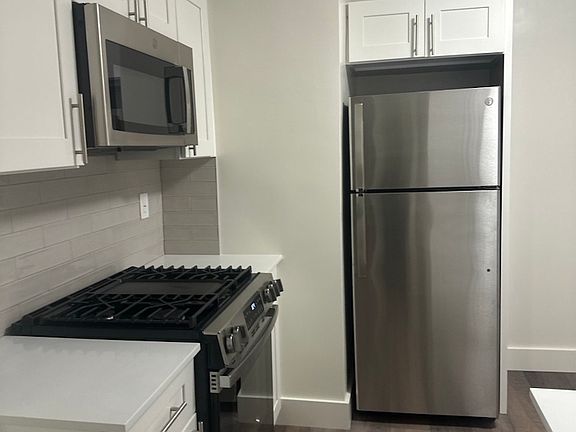 3rd image of 10440 Queens Blvd APT 10W