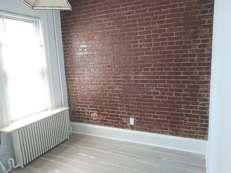 635 G St SE #2 — Photo 20