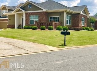 5352 Manor View Dr NW, Acworth, GA 30101