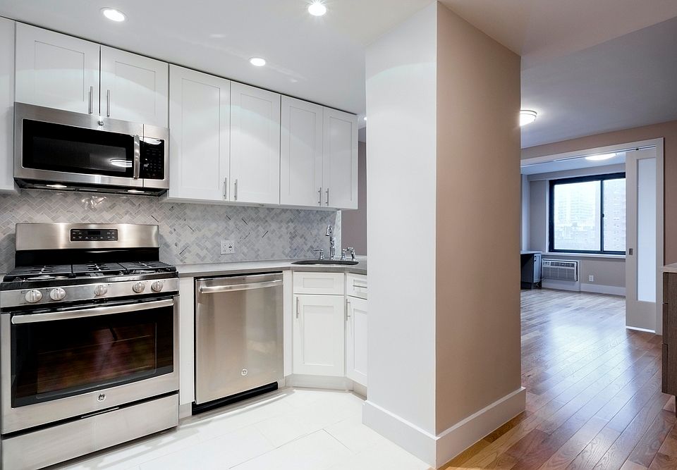 1st image of 784 Columbus Ave APT 5L