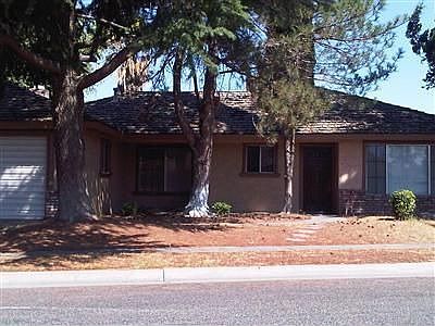 1st image of 1409 Riverview Dr