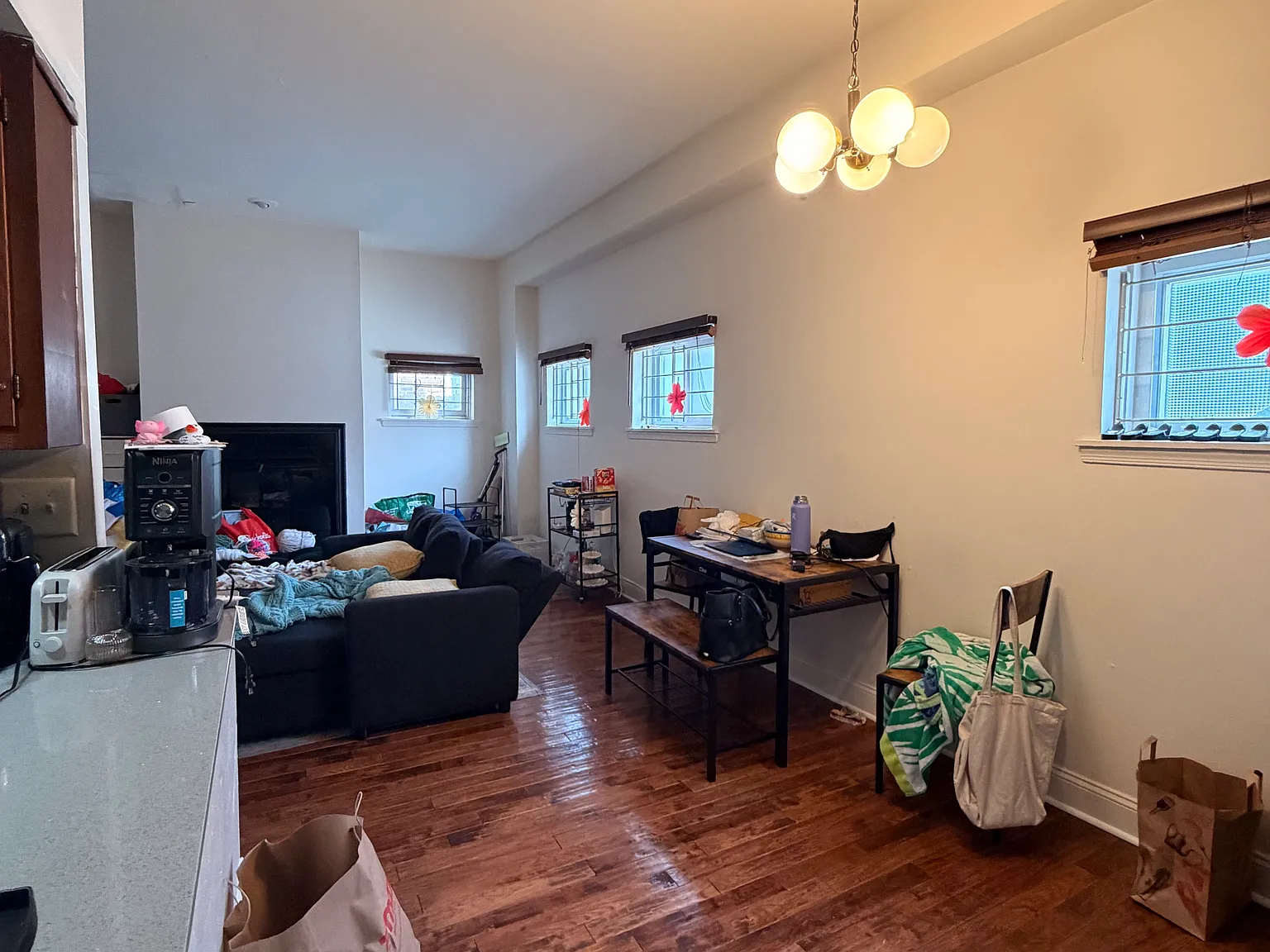 2 bed, 700 sqft, $1,550 — Photo 3