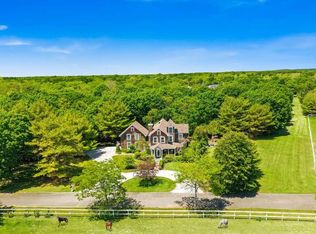 413 Main St, EAST MORICHES, NY 11940