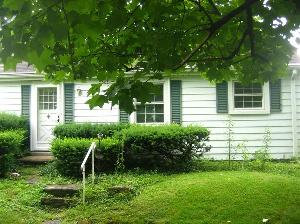 18 Springfield Pike, Cincinnati, OH 45215