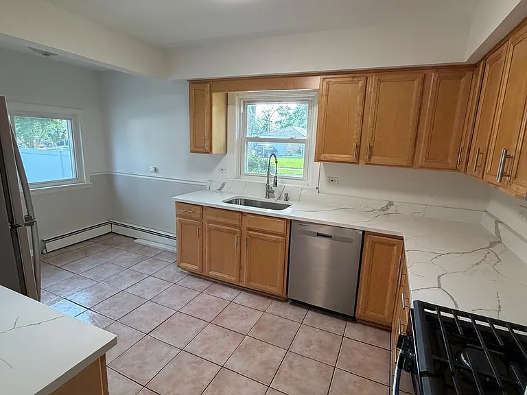 426 E Vallette St — Photo 4