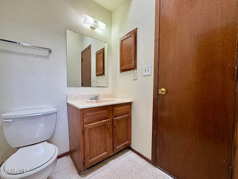 11357 Lake Erie Dr — Photo 16