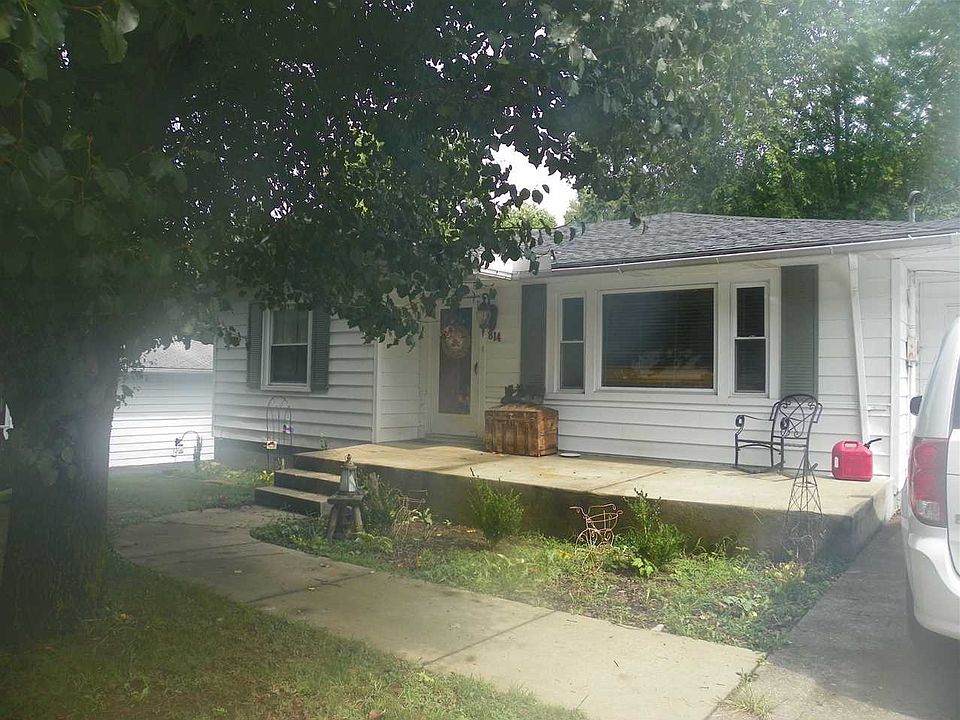 1st image of 814 Cherry St