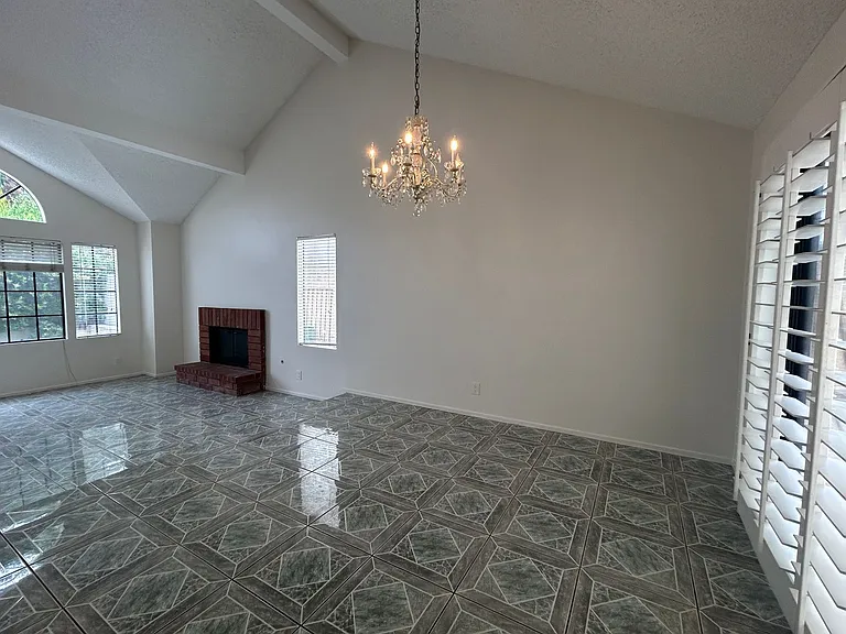 3068 Prado Ln — Photo 6