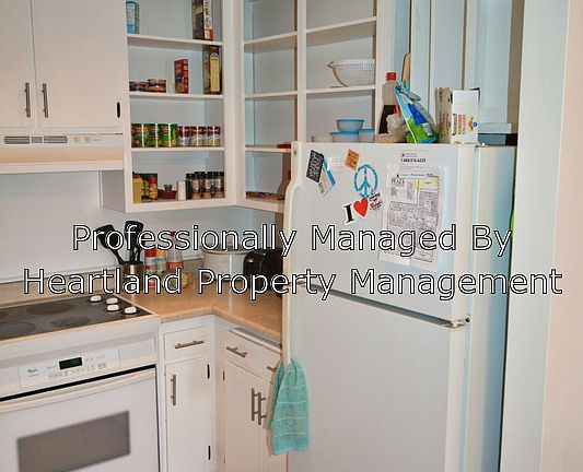 2nd image of 1801 Diamond St Unit 301