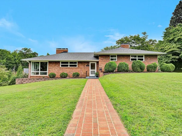 1135 Rugby Rd, Lynchburg, VA 24503