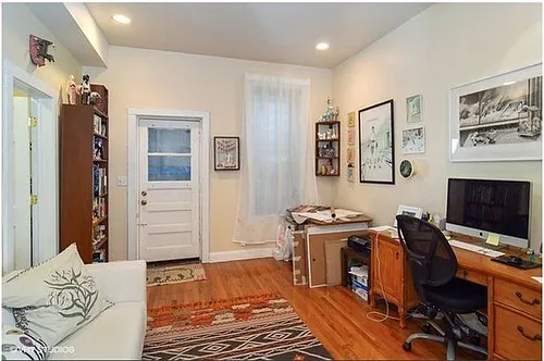 835 N Mozart St #1R Photo 1