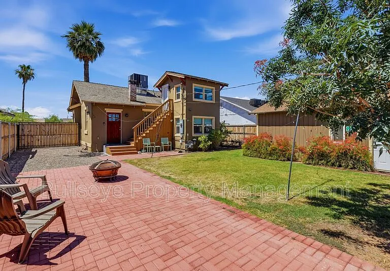 1238 E McKinley St — Photo 30