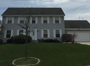 3923 W Anthony Dr, Franklin, WI 53132