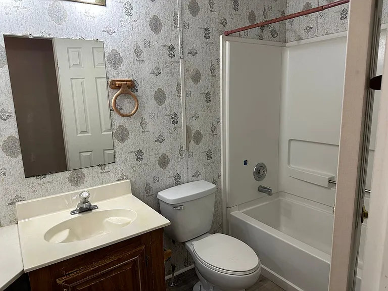 16521 Timberwood — Photo 18