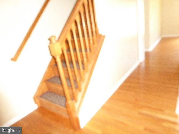 4th image of 262 Windover Dr