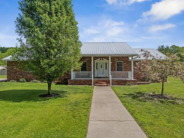 2040 Campbell Dr, Aberdeen, OH 45101