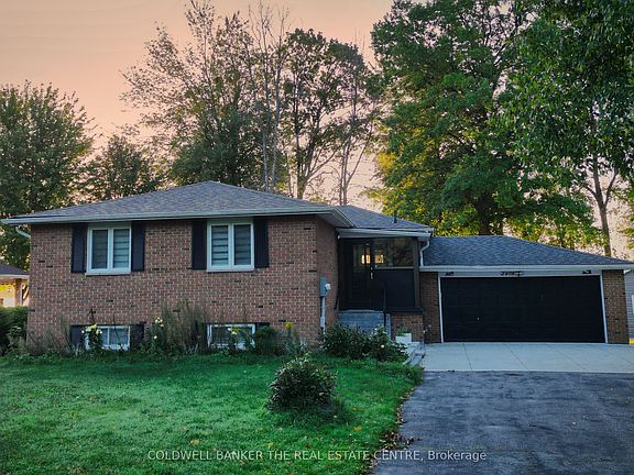 5th image of 3919 Treeline Dr