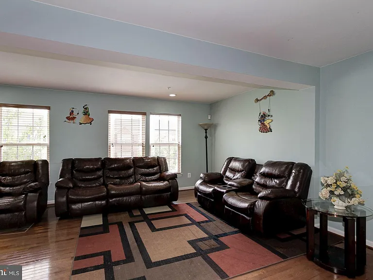 7055 Oak Grove Way #119 — Photo 9