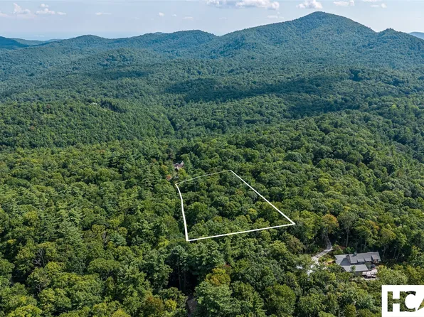 24 Southeast Ridge Road SE, Cashiers, NC 28717