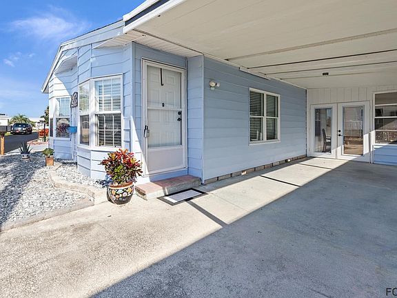 2nd image of 42 Nautilus Dr