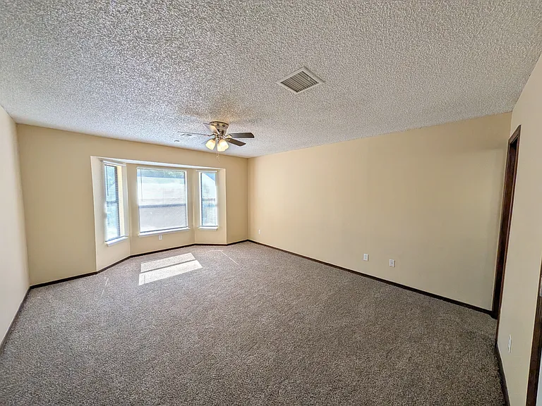 1707 S 138th East Ave — Photo 7