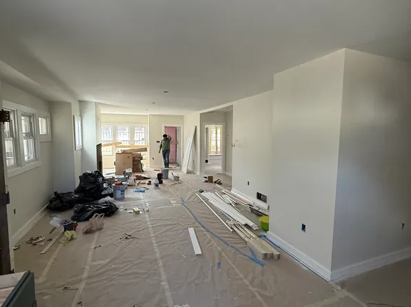 2464 W Auer Ave, Milwaukee, WI 53206