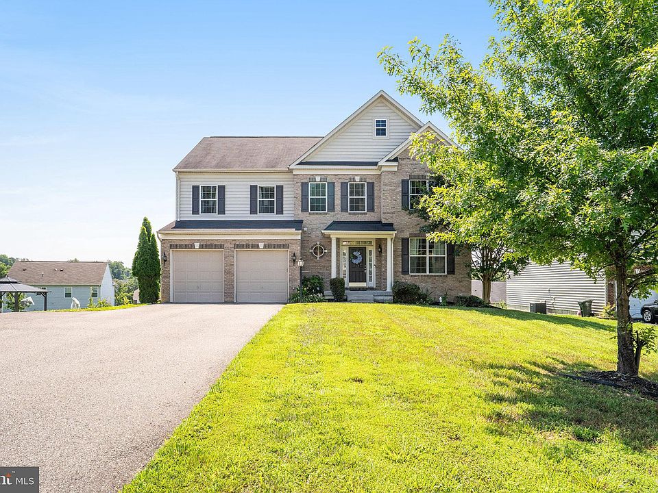 1st image of 15844 Eagle Feather Dr