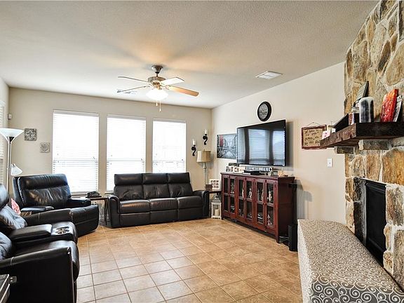 2nd image of 5312 Datewood Ln