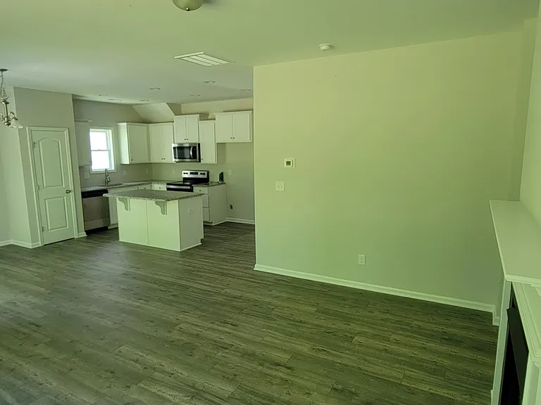 147 Diploma Dr — Photo 12