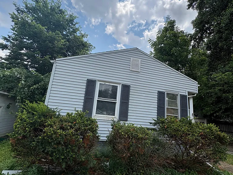 1421 E Sedgwick St — Photo 5